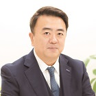 山田　愼一